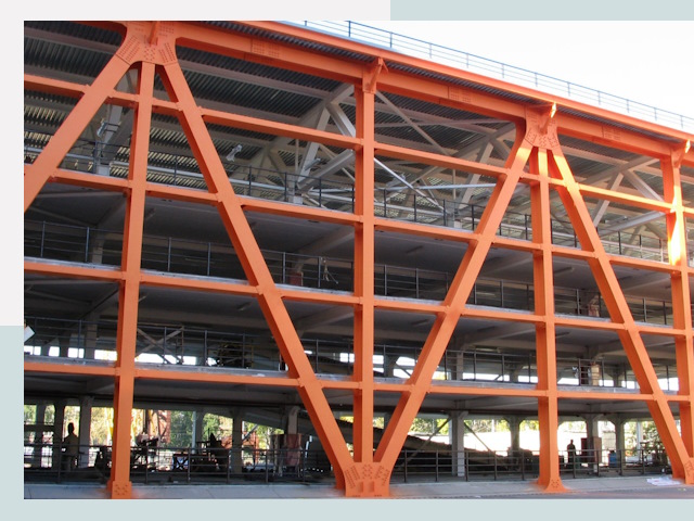 Многоуровневые паркинги в Сатка от 621 руб.