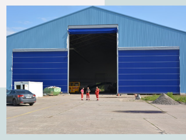 Ангарные ворота в Сатка от СтальСтрой-Стк по цене 621 руб.